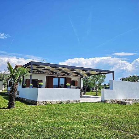 Villa Leo Ровінь Екстер'єр фото
