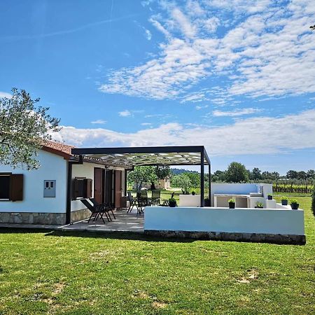 Villa Leo Ровінь Екстер'єр фото