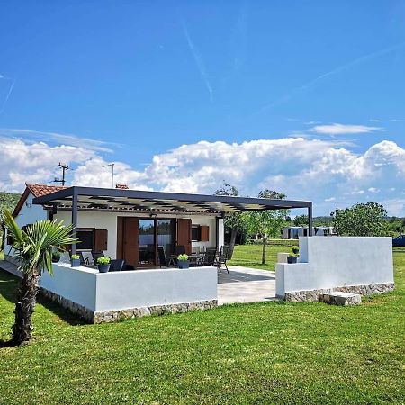 Villa Leo Ровінь Екстер'єр фото